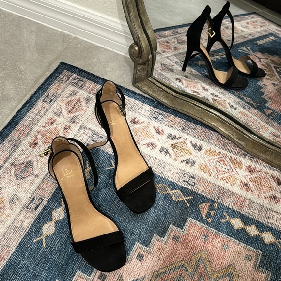 Material Girl Blair Dress Shoe - 8M w/box (optional) - Picture 2 of 8